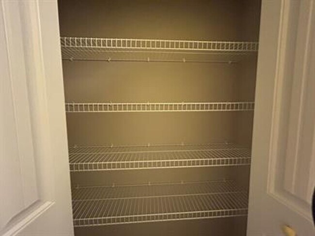 Building Photo - FALL MOVE-IN SPECIAL: $500 OFF 1st MONTH'S...