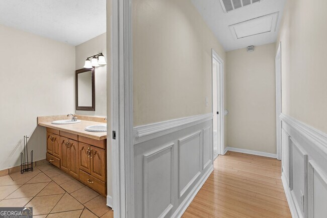 Building Photo - 4772 Wildginger Run