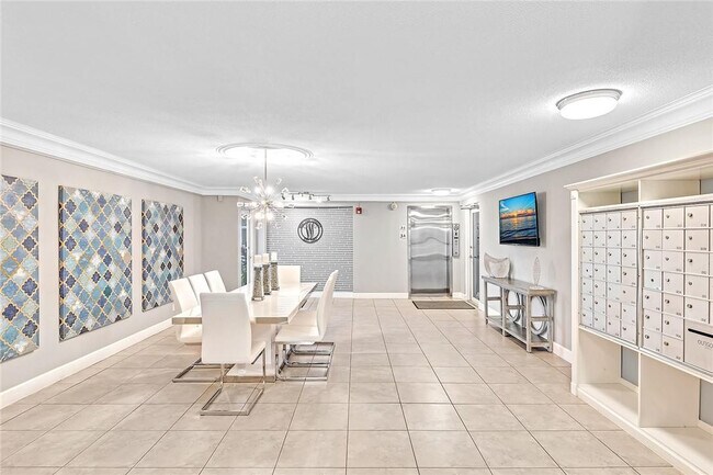 Building Photo - 1439 S Ocean Blvd