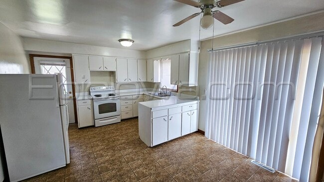 Building Photo - 167 Red Wing Rd SW