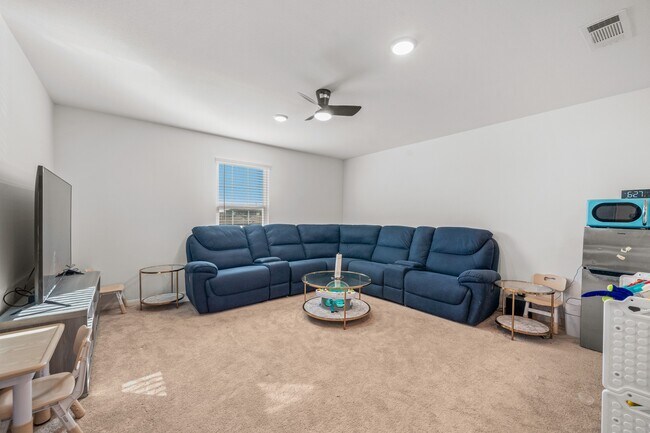 Building Photo - 10714 Cashew Run Ln