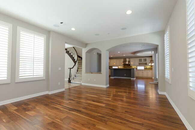 Building Photo - Single Family Golf Course Home for rent in...