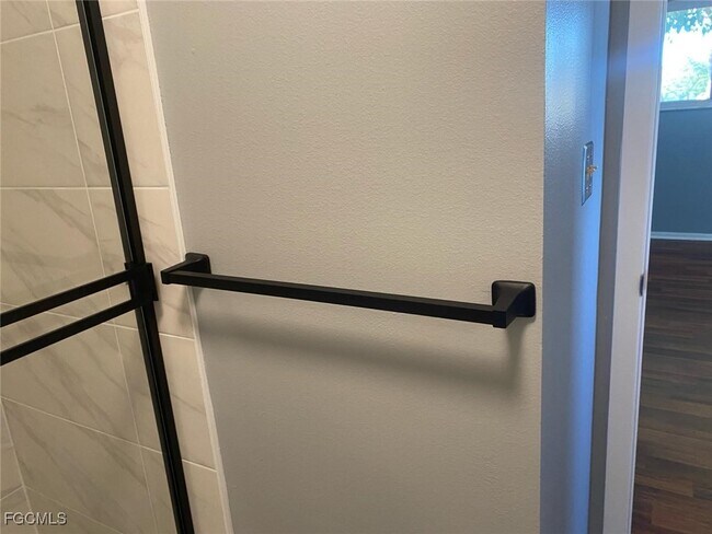 Building Photo - 5713 Foxlake Dr