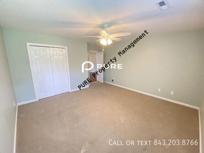 Building Photo - 224 Donatella Dr