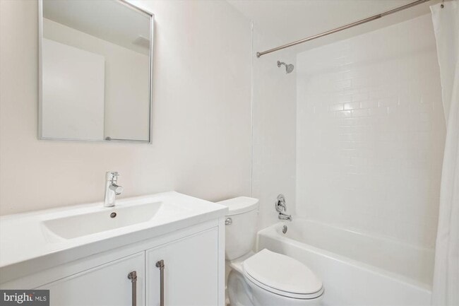 Building Photo - 11571 Shadbush Ct
