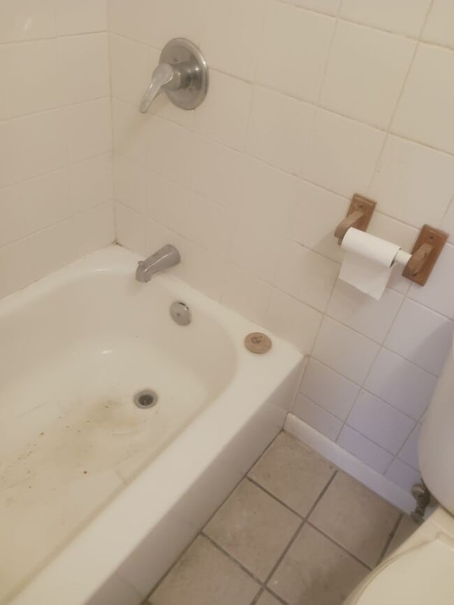 Building Photo - 663 Florida Ave