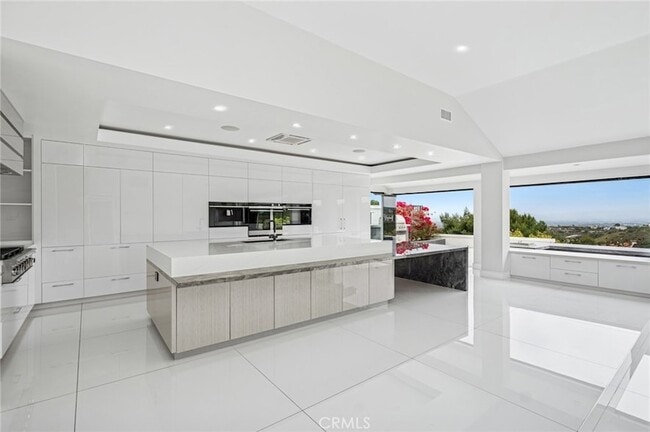 Building Photo - 48 Drakes Bay Dr