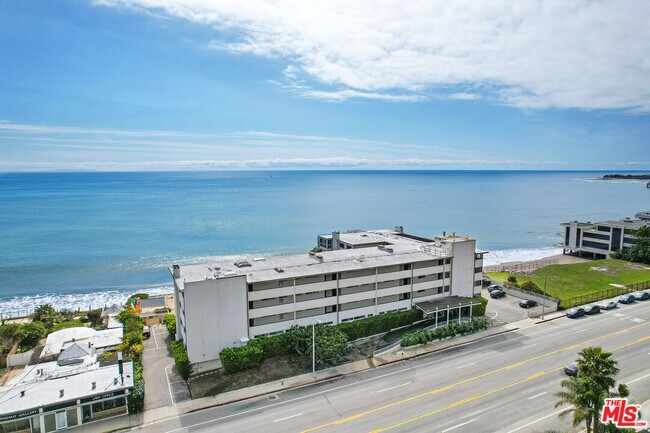 Building Photo - 22548 Pacific Coast Hwy