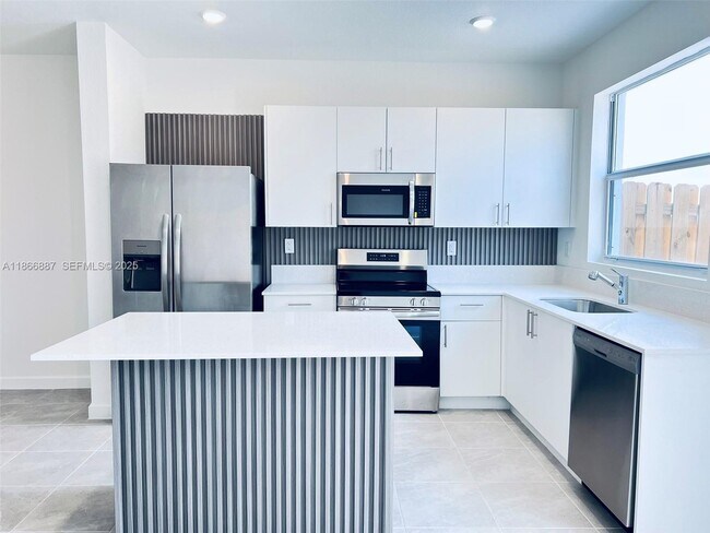 Building Photo - 17956 SW 358th St