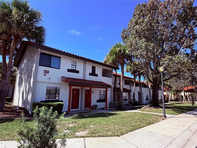 Building Photo - 10260 Turkey Lake Rd