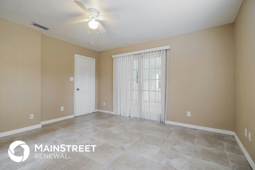 Building Photo - 5960 Homestead Ave