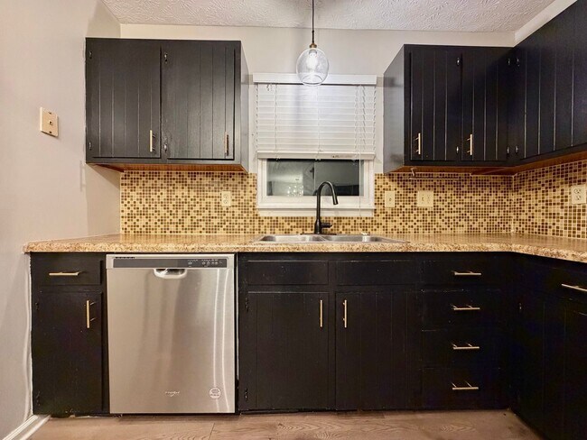 Building Photo - 3109 Henslowe Dr