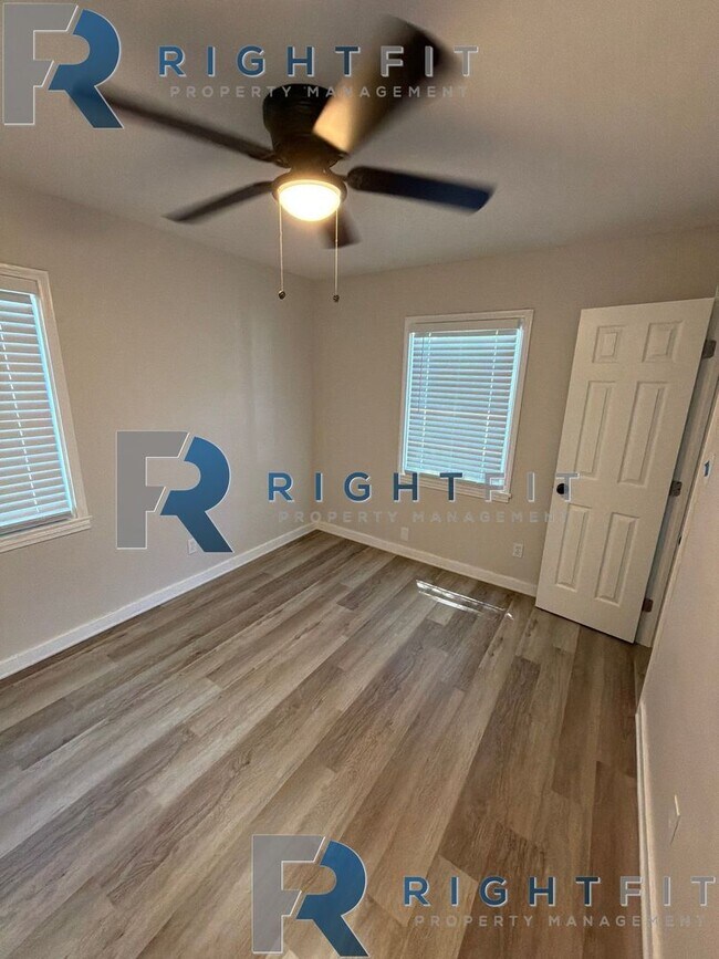 Building Photo - Newly Renovated Home in Texarkana