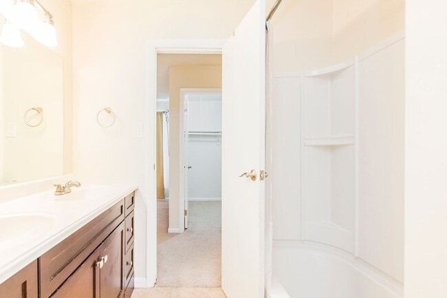 Building Photo - Your Dream Home in Virginia Beach Awaits!