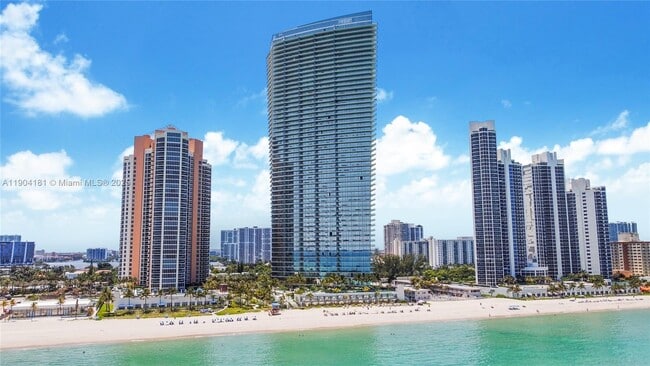 Building Photo - 18975 Collins Ave