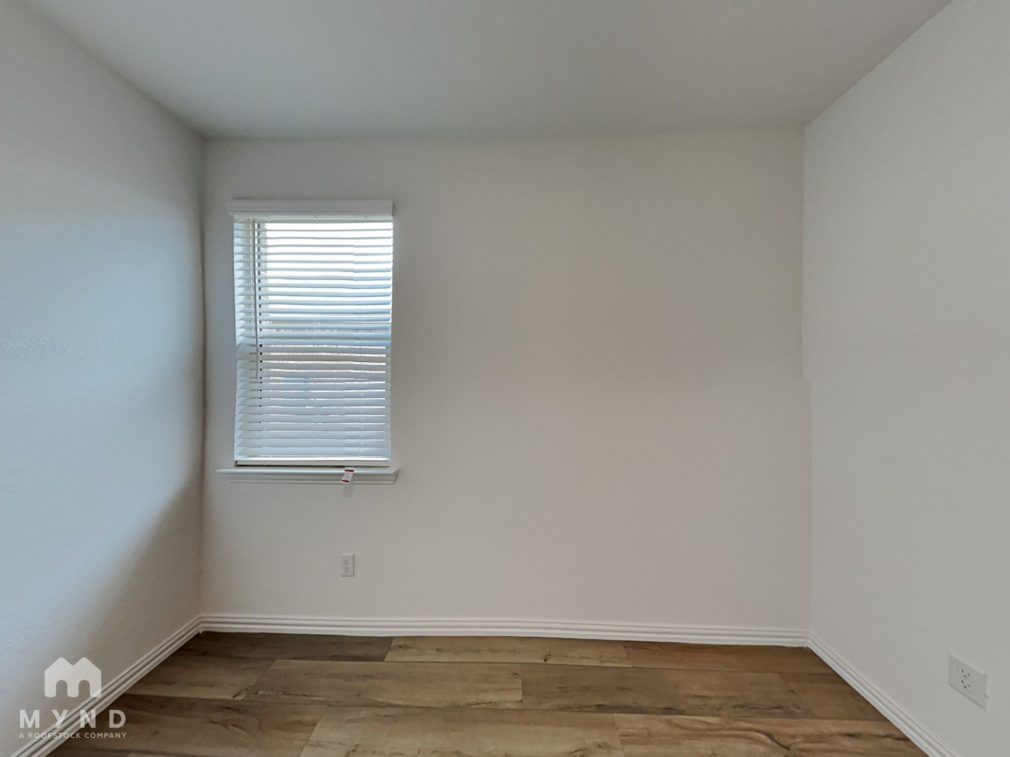 Building Photo - 7900 Green Heron Dr