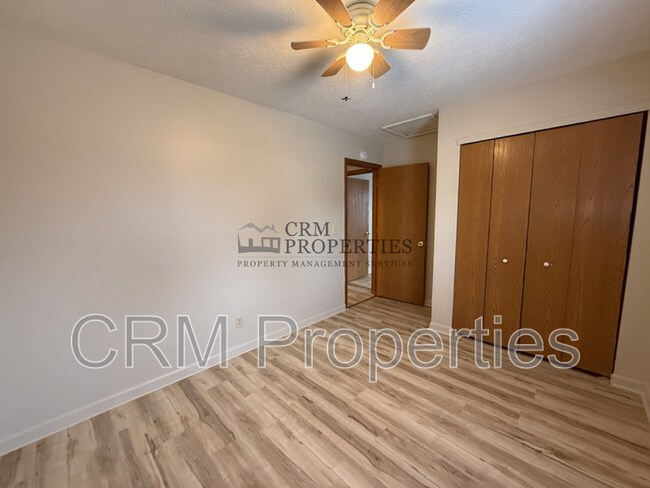 Building Photo - 1908 N Apperson Way