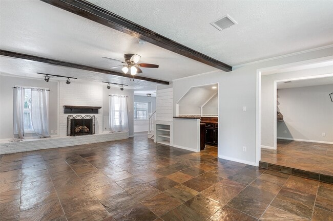 Building Photo - 2406 Box Oak Pl