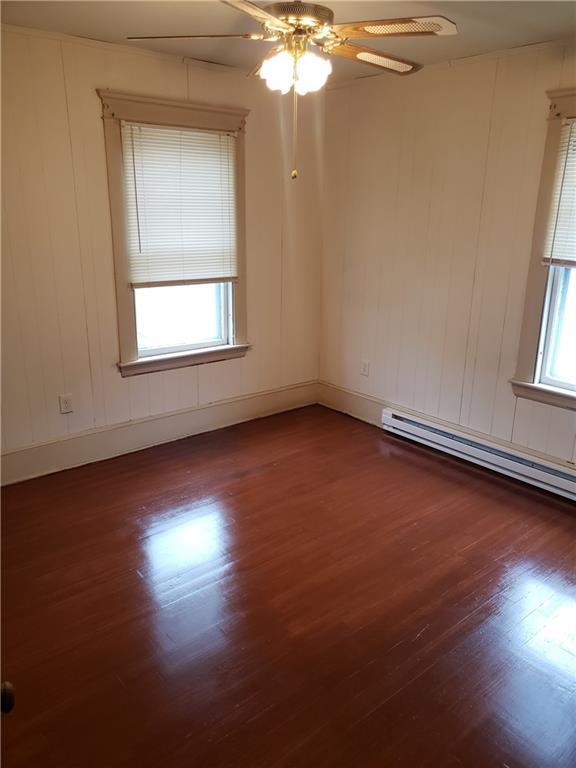 Building Photo - 36 Roberts St