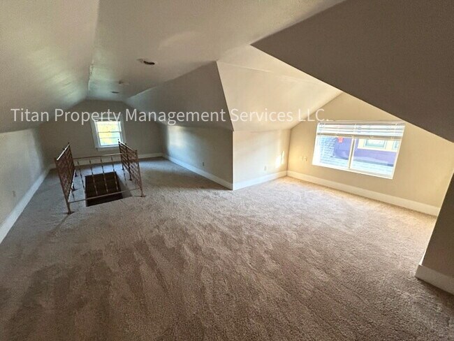Building Photo - Check this out! Delightful 3-Bed Sanctuary...