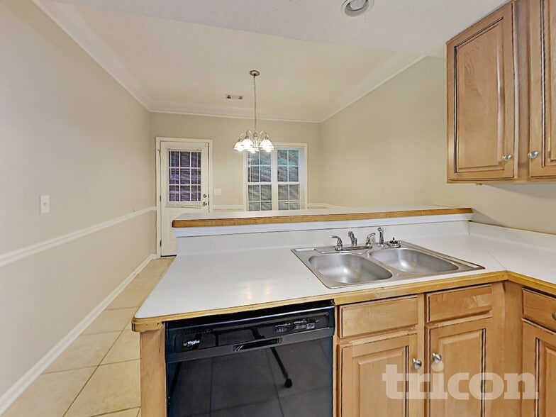 Building Photo - 130 Nowell Dr