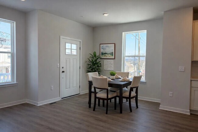 Building Photo - 101 Abramo Victor Dr