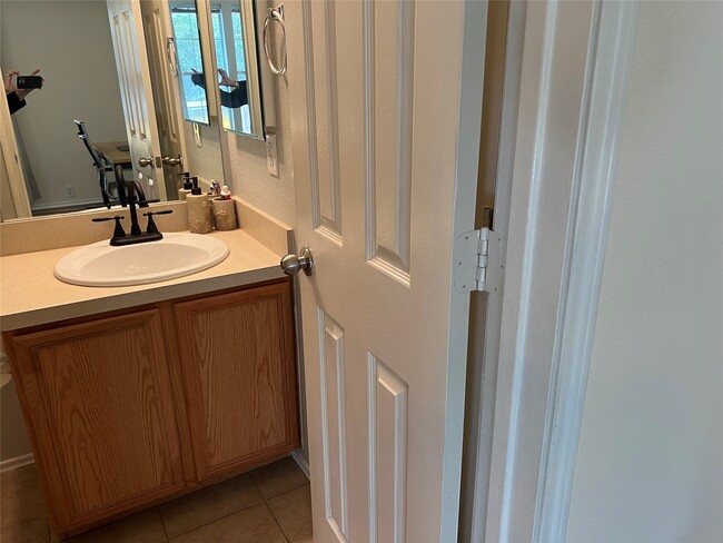 Building Photo - 18826 Sandelford Dr