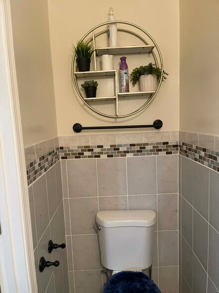 Building Photo - 620 Candlestick Ln