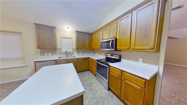 Building Photo - 100 Inman Dr