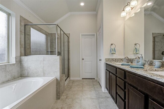 Building Photo - 2940 Twin Cove Ct