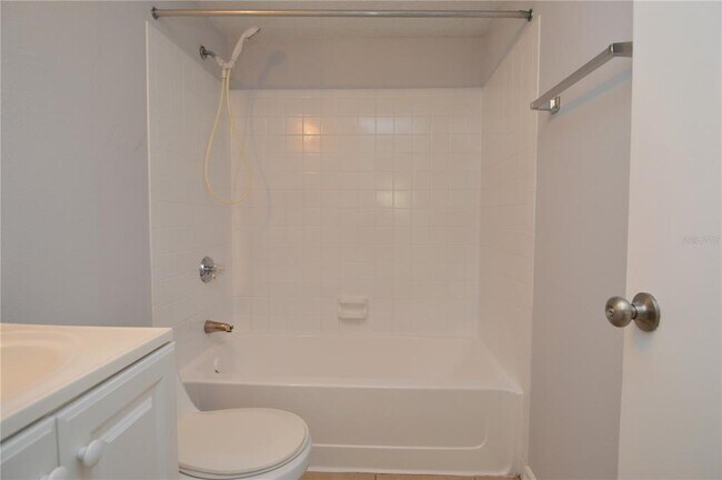 Building Photo - 8630 Mallard Reserve Dr