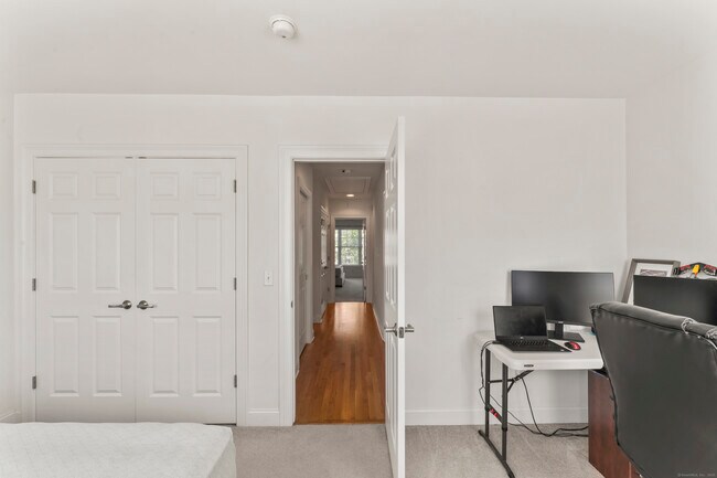 Building Photo - 403 Copper Square Dr