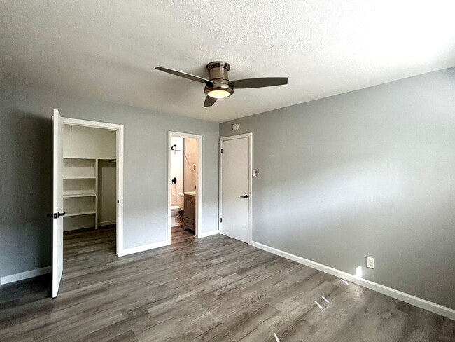 Building Photo - 3304 Tom Green St