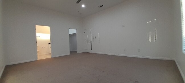Building Photo - 4 Bedroom/3 Bath Home for Rent Available Now. $2500 Monthly Rent