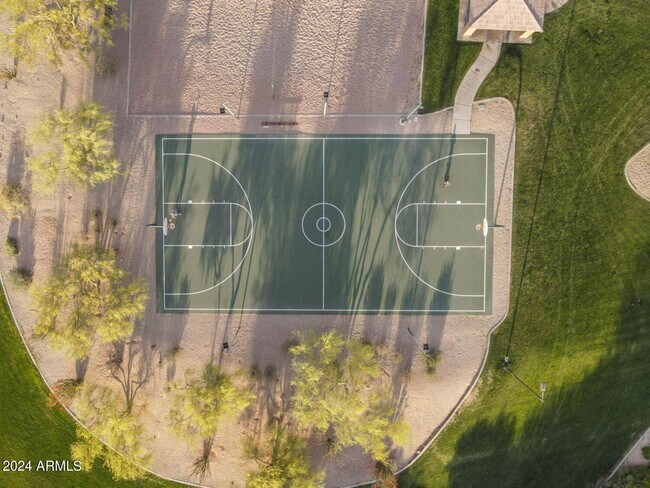 Building Photo - 3055 N Red Mountain