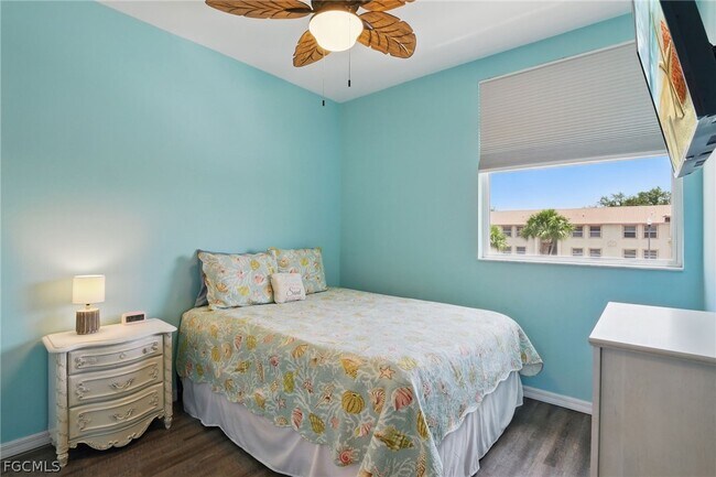 Building Photo - 15430 Bellamar Cir