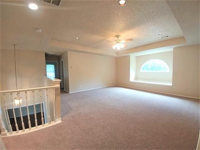 Building Photo - 705 Pine Lakes Dr