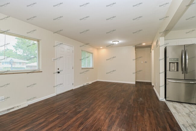 Building Photo - 8787 Boyce Pl