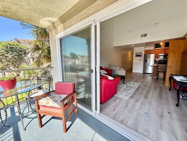 Building Photo - 2 Bedroom + 2 Bathroom Condo | Surfside III | Port Hueneme | Furnished