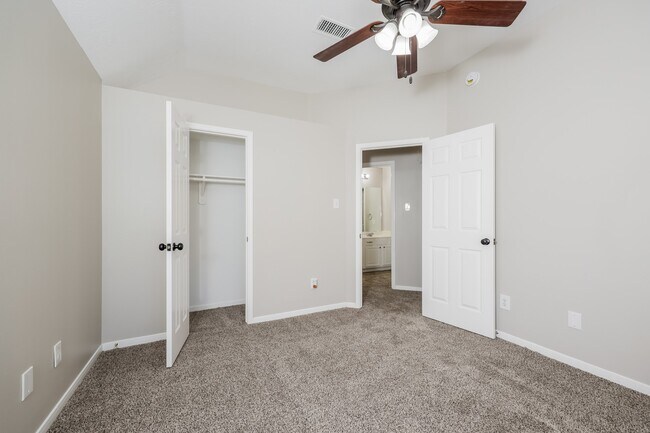 Building Photo - 13202 Bufflehead Ct