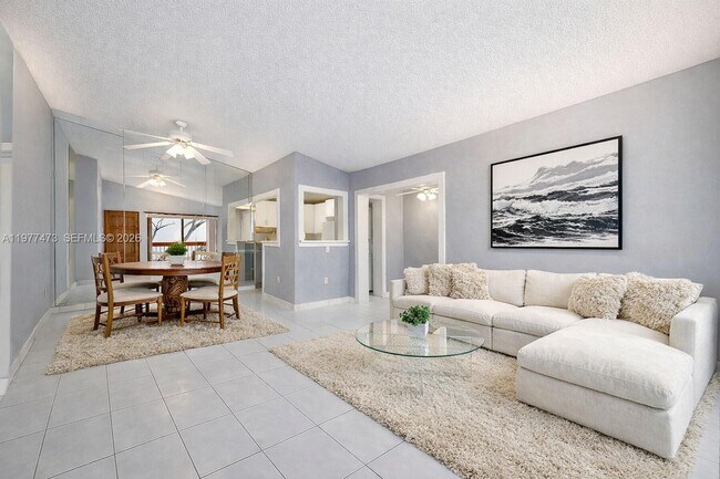 Building Photo - 7525 SW 153rd Pl