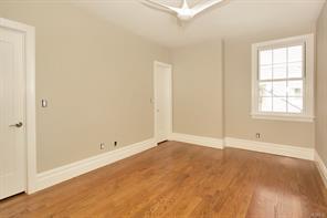 Building Photo - 165 Piermont Ave
