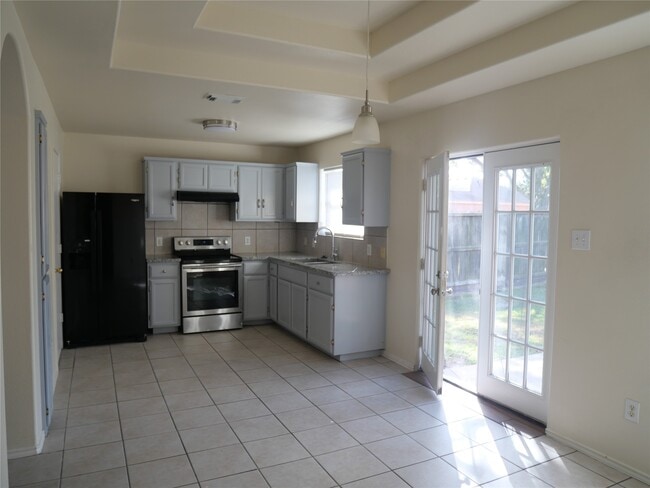 Building Photo - 5510 Rio Alamo St