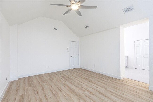 Building Photo - COMING SOON IN EULESS!