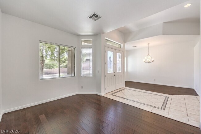 Building Photo - 1393 Romanesca Dr
