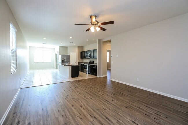 Building Photo - 4517 E Gagarinite Ln