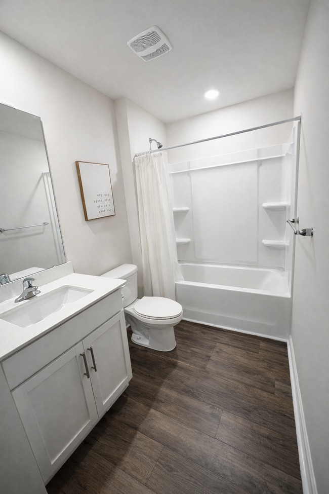 Building Photo - 1407 N Wilshire Ct