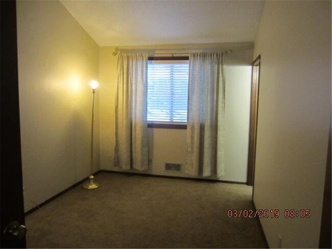 Building Photo - 2323 W Territorial Rd