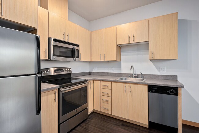 Building Photo - 500 Belmont Ave E