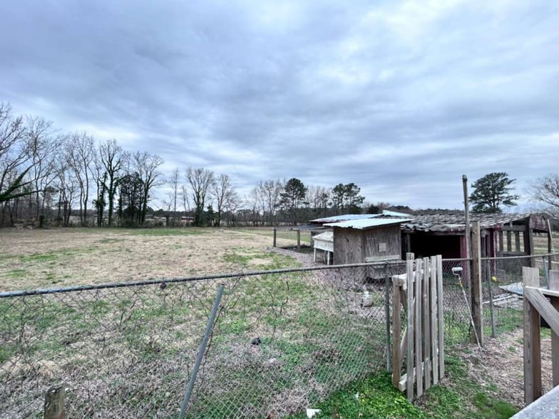 Building Photo - 4309 E Rd